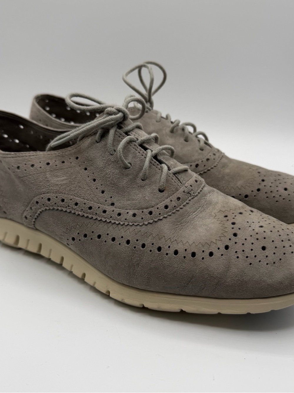 Cole Haan ZERØGRAND Wingtip Oxford Gray Suede Shoes Women’s 11B